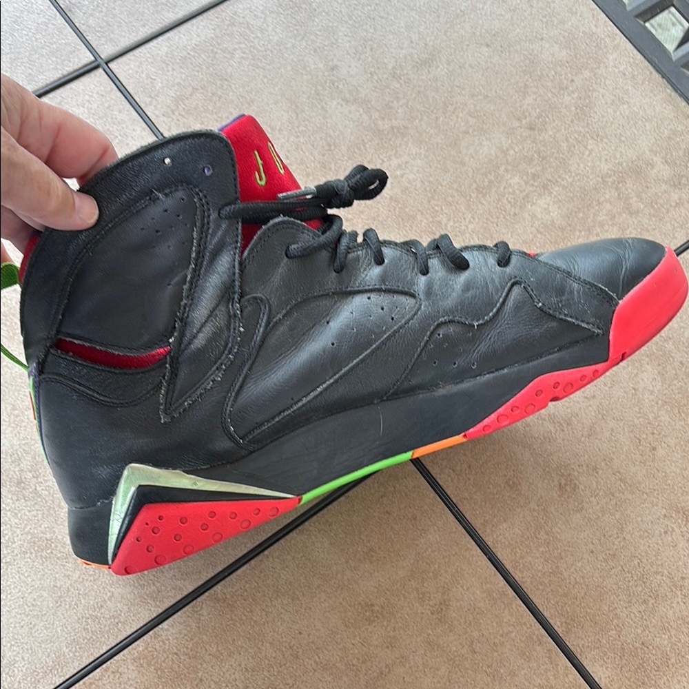 Jordan Men’s Retro Marvin the Martian Black Red Sneakers-13 - Picture 4 of 12